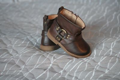 Лот: 5468696. Фото: 1. Детские ботиночки Zara, 19 размер. Ботинки