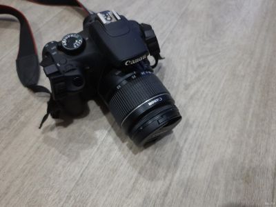 Лот: 17267543. Фото: 1. Canon 1200D. Цифровые зеркальные