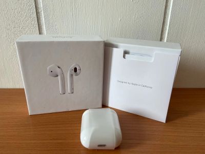 Лот: 15883213. Фото: 1. Apple AirPods 2. Наушники, гарнитуры