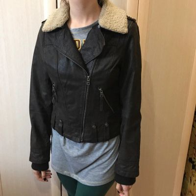 Лот: 10413505. Фото: 1. Дублёнка ONLY. Верхняя одежда