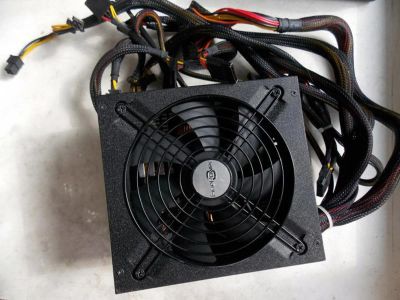 Лот: 17530635. Фото: 1. FinePower DNP-650EPS. Корпуса, блоки питания