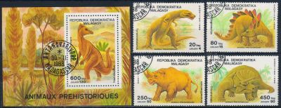Лот: 25511214. Фото: 1. 1988. Мадагаскар. Доисторические... Марки