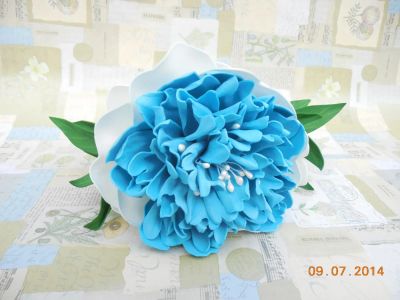 Лот: 4289166. Фото: 1. Пион на ободке. Заколки, вееры, расчёски