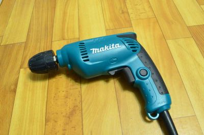 Лот: 4921002. Фото: 1. Дрель Makita 6413 (мощность -... Электроинструмент