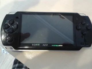 Лот: 3569719. Фото: 1. Игровая приставка клон PSP. Игровые приставки, консоли