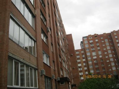 Лот: 4277061. Фото: 1. Продам просторную 2-х комнатную... Квартиры, студии