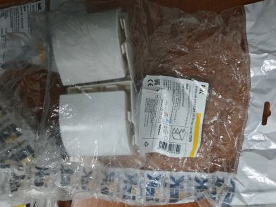 Лот: 25703687. Фото: 1. Поворотные уголки и заглушки для... Кабель-канал, трубы, аксессуары