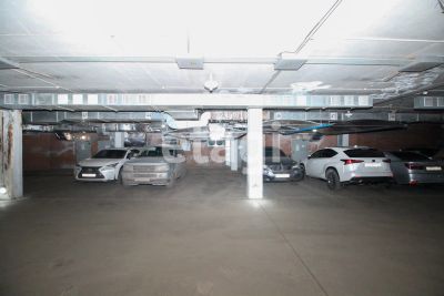 Лот: 21067029. Фото: 1. Продам паркинг. Код объекта: 10247666. Гаражи, парковочные места
