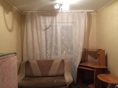 Лот: 5743487. Фото: 1. Комната в общежитии (мкрн Солнечный... Квартиры, студии