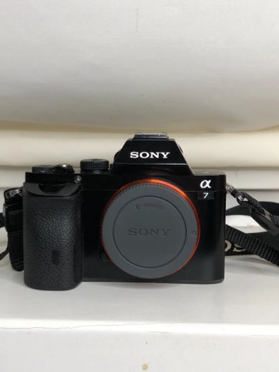 Лот: 17968022. Фото: 1. Фотаппарат Sony a7. Цифровые беззеркальные со сменной оптикой