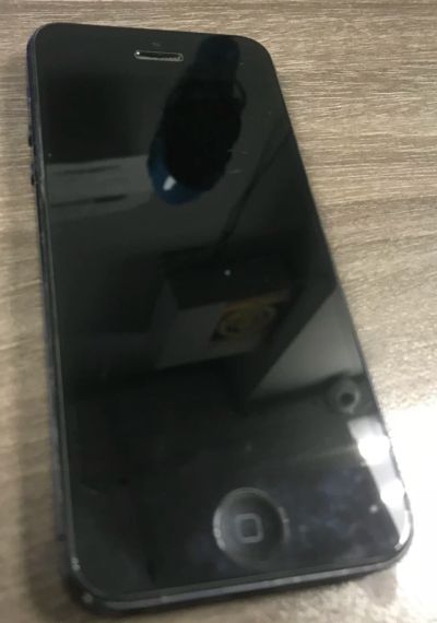Лот: 11428638. Фото: 1. Смартфон Apple iPhone 5 16GB. Смартфоны