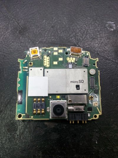 Лот: 10306455. Фото: 1. Основная плата Sony Xperia neo... Микросхемы и платы