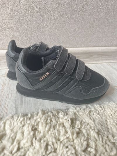 Лот: 22847514. Фото: 1. Кроссовки Adidas 30 р. Кеды, кроссовки