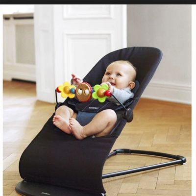 Лот: 6586951. Фото: 1. кресло шезлонг babybjorn. Ходунки, прыгунки, качели
