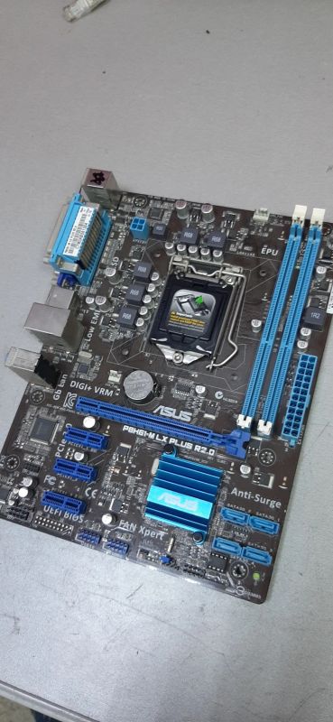 Лот: 15657246. Фото: 1. Материнская плата ASUS P8H61-M... Материнские платы