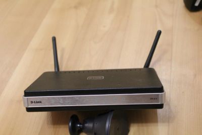 Лот: 6005586. Фото: 1. WI-FI роутер D-Link DIR-615 старого... Маршрутизаторы (роутеры)