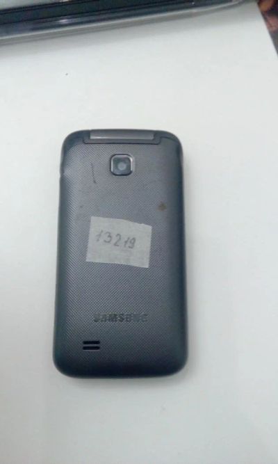 Лот: 11117327. Фото: 1. Телефон Samsung (13219). Кнопочные мобильные телефоны