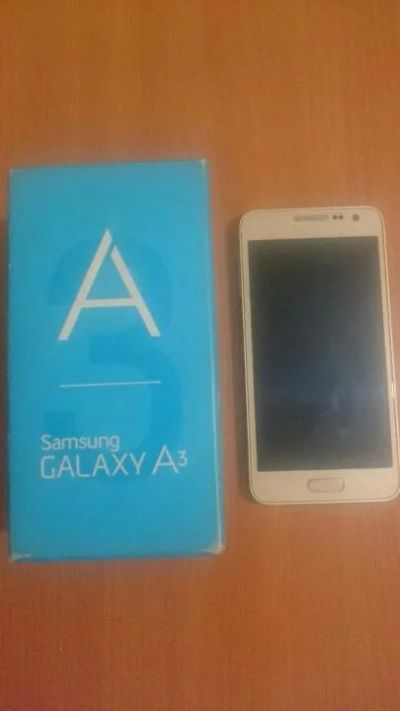 Лот: 10461973. Фото: 1. Samsung Galaxy A3 2015г (A300F... Смартфоны