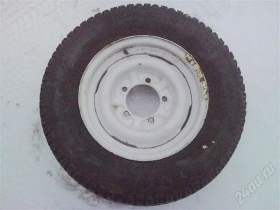 Лот: 657955. Фото: 1. 2 колеса 205/70 R14 шипы. Шины на дисках