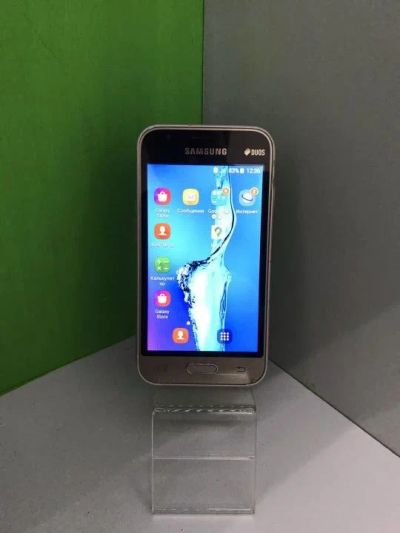 Лот: 16792021. Фото: 1. Samsung Galaxy J1mini. Смартфоны