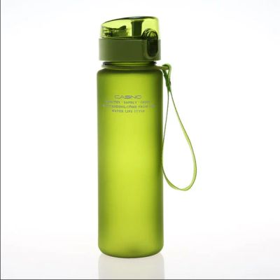 Лот: 18154859. Фото: 1. Сортивная бутылка для воды 560ml. Спортивная посуда