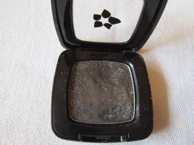 Лот: 7798665. Фото: 1. тени ЛЭтуаль, блестки. Макияж