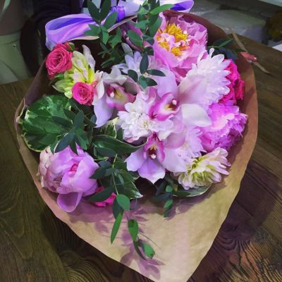 Лот: 8160761. Фото: 1. Сборный букет. Цветы на Щорса... Свежие цветы