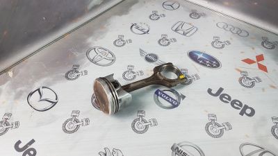 Лот: 23601473. Фото: 1. Поршень с шатуном Honda Stepwgn... Двигатель и элементы двигателя