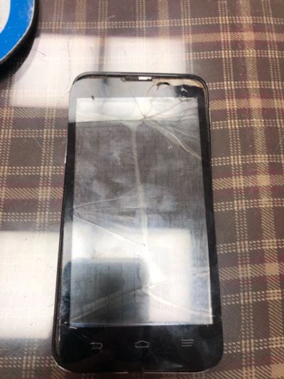 Лот: 13698354. Фото: 1. смартфон zte v880h на запчасти... Другое (запчасти, оборудование)