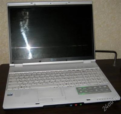 Лот: 998580. Фото: 1. Ноутбук LG E500 на платформе Intel... Ноутбуки