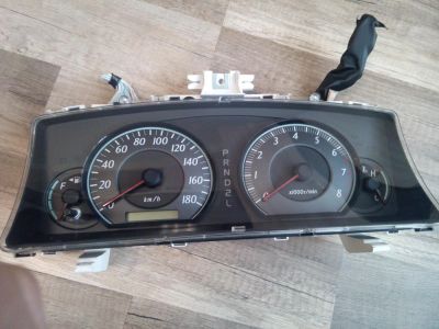 Лот: 6064197. Фото: 1. Спидометр Toyota Runx/Allex. Электрооборудование