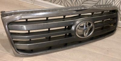 Лот: 25811510. Фото: 1. Решетка радиатора Toyota Land... Кузов