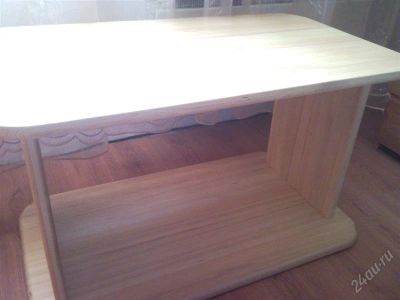 Лот: 980399. Фото: 1. журнальный столик из лиственницы... Другое (мебель)