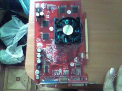 Лот: 103709. Фото: 1. ВИДЕО КАРТА X1600PRO PCI-E 128MB... Видеокарты