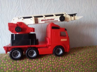 Лот: 3713414. Фото: 1. Пожарная машина с выдвигающейся... Игрушки