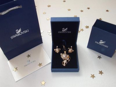 Лот: 3309666. Фото: 1. Бижутерия со стразами Swarovski... Кулоны, подвески