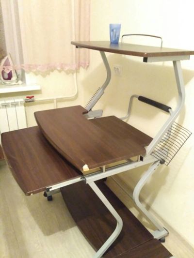 Лот: 12639313. Фото: 1. Стол компьютерный. Компьютерные и письменные столы