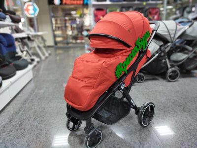 Лот: 15435717. Фото: 1. Коляска BabyZz B100. Коляски