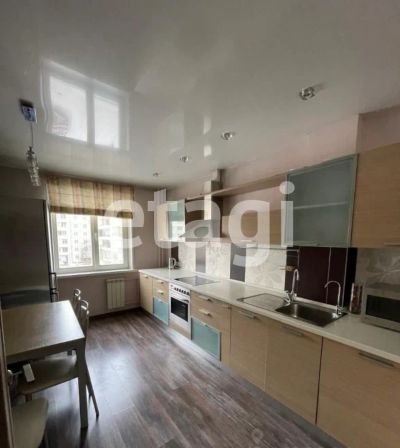 Лот: 25286674. Фото: 1. 3-комн. квартира , Красноярск... Квартиры, студии