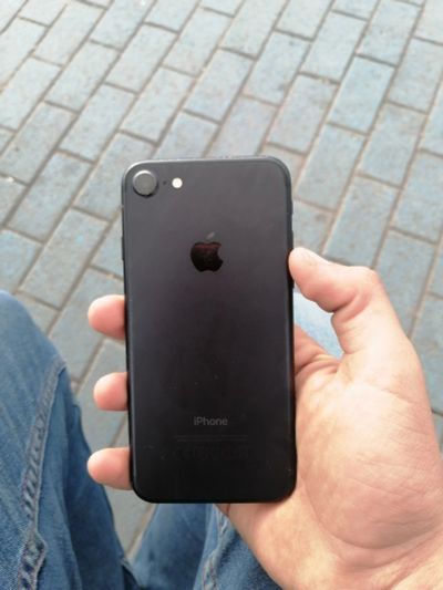Лот: 16437747. Фото: 1. Iphone 7 128gb. Смартфоны
