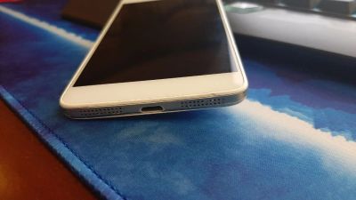 Лот: 19046854. Фото: 1. Смартфон Alcatel One Touch IDOL... Смартфоны