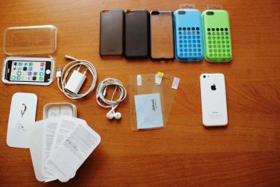 Лот: 4287917. Фото: 1. iPhone 5C White 16GB в отличном... Смартфоны