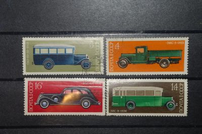 Лот: 4375349. Фото: 1. 1974 История отечественного автомобилестроения... Марки