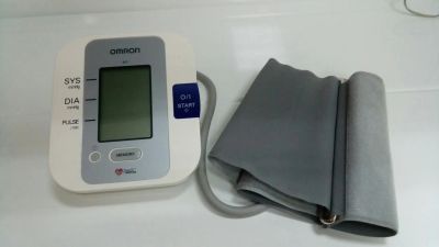 Лот: 7053384. Фото: 1. тонометр Omron. Оборудование