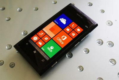Лот: 3574469. Фото: 1. Nokia Lumia 800 Полный комплект... Смартфоны