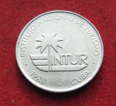 Лот: 19982371. Фото: 1. Куба 5 сентаво, 1988 г. не частая. Америка