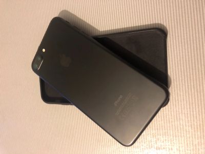 Лот: 12663293. Фото: 1. iPhone 7 Plus 128. Смартфоны