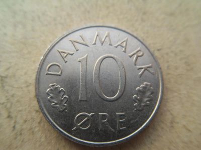 Лот: 5275366. Фото: 1. Дания, 10 эре 1983. Европа