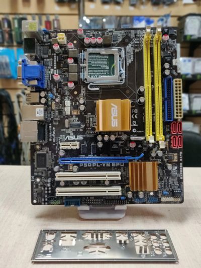 Лот: 20671907. Фото: 1. Мат. плата ASUS P5QPL-VM EPU/LGA775... Материнские платы