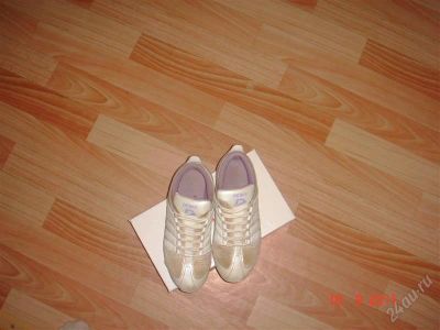 Лот: 1185057. Фото: 1. Кросовки. Кеды, кроссовки, слипоны